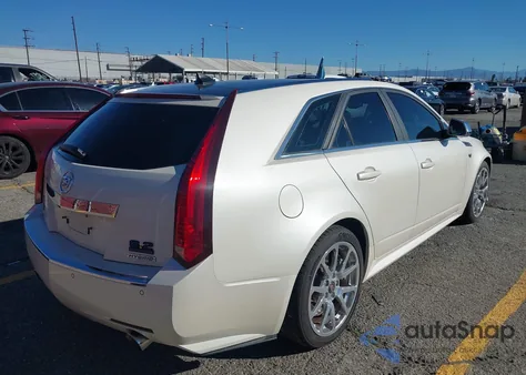 2013 Cadillac Cts-V z USA, uszkodzony, nr VIN 1G6DV8EP6D0112673
